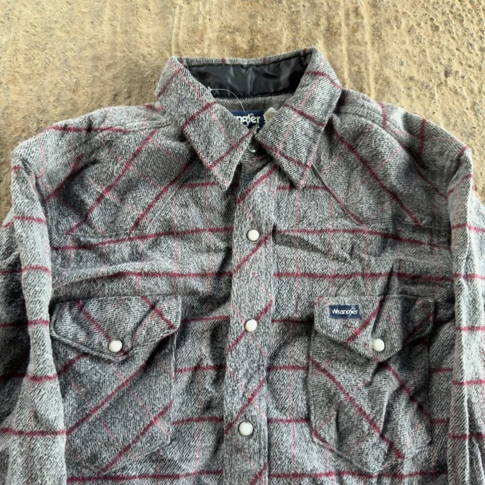 VINTAGE 80S WRANGLER PEARL SNAP PLAID BUTTON UP SHIRT WESTERN FITS MENS MEDIUM